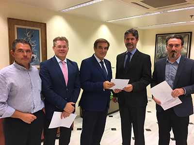 convenio-fundacion-cajasur-y-agrupacion-cofradias-cordoba.jpg