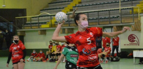 jugadora_escuela_balonmano.jpg